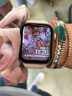 Apple Watch Inspiration, Cute Apple Watch Bands, Apple Smartwatch, Girly Bracelets, Badass Wallpaper Iphone