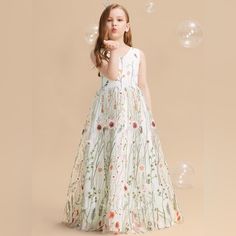 Nwt Never Open Flowergirl Dress! Didn’t End Up Using Beautiful Dress! Size 6. Originally $75 Please Let Me Know If You Have Any Questions. Modern Flower Girl Dresses, Sleeveless Flower Girl Dresses, Girls Dresses Online, Ball Gowns Princess, Satin Tulle, Flower Girl Dresses Tulle, Custom Size Dresses, Jacquard Dress, Pageant Dresses