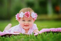 Spring Baby Pictures, 8 Month Baby, Gender Reveal Ideas, 1st Birthday Photoshoot, Monthly Baby Photos, Outdoor Baby