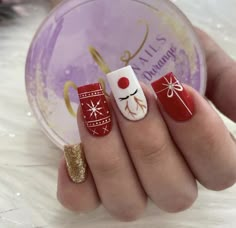 Summer Nails Short, Accent Nail Art, Short Nail Ideas, Trendy Summer Nails, Nail Art Noel, Xmas Nail Art, Finger Nail Art, Simple Acrylic Nails, Nail Art Designs Videos