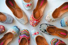 Shoes Fashion Photography, Indian Shoes, Punjabi Jutti, Embroidery Shoes, Girly Shoes, Footwear Design Women, Stylish Shoes, Wedding Shoes, Party Wear