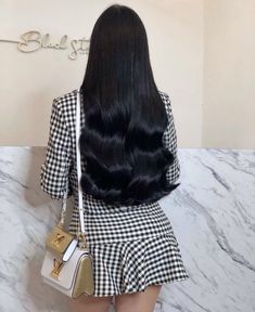 Black Hair Aesthetic, Long Shiny Hair, Jet Black Hair, Long Dark Hair, Long Black Hair, Beautiful Long Hair, Silky Hair, Shiny Hair, Aesthetic Hair