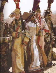 The Mongol Costumes, p. 129 (published by Academy of National Costumes research) My Future Husband, Dynasty Clothing, To My Future Husband, Chinese Traditional Clothing, Run To You, Stylish Work Attire, My Future, Asian Outfits, Central Asia