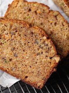 slices of banana bread sitting on top of a cooling rack