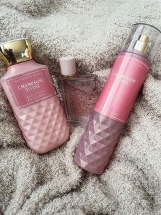 Perfume Lotion Combos, Perfume Combos Bath And Body Works, Perfume And Lotion Combos, Skincare Combos, Girly Perfume, Perfume Combos, Perfume And Lotion, Burberry Her