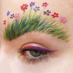 Female Eyebrows, Extreme Make-up, Editorial Make-up, Fantasy Make-up, Mekap Mata, Flower Makeup, Eyebrow Threading, Eyebrow Tinting