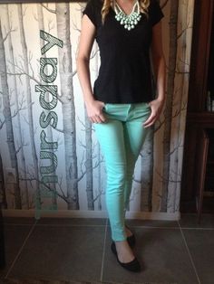 This teacher posts her daily outfits along with sources and shopping tips #ootd Teal Pants Outfit, Mint Pants Outfit, Mint Pants, Pants Ideas, Teal Pants, Mint Top, Business Casual Outfit, Light Teal