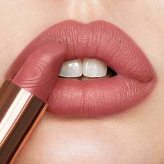 Revolution Lipstick, Evening Eye Makeup, Charlotte Tilbury Matte Revolution, The Look Of Love, Look Of Love, Hydrating Lipstick, Lip Brush, Beautiful Lips, Lipstick Shades