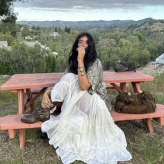 Boho Aesthetic Outfit, Modern Hippie, Mia 3, Insta Pictures, Western Chic, Boho Chic Outfits, Fire Fits, Causual Outfits, April 25