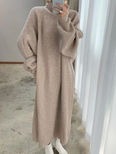 robe pull femme robe d'hiver robe décontractée robe longue marron abricot gris manches longues couleur pure tricot hiver automne col roulé col haut élégant décontracté coupe moderne 2022 taille unique de 2024 ? €42.78 Tricotin Long, Winter Sweater Dresses, Estilo Hijab, Robes Glamour, Woolen Dresses, Casual Turtleneck, Women Sweaters Winter, Winter Pullover, Long Sleeve Knit Dress