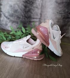 Nike Air Max 270 Pink Sneakers made with Swarovski Crystals Custom | eBay Best Shoes For Women, Nike Shoes Women Fashion, Pretty Sneakers, Shoes For School, Nike Fashion Shoes, All Nike Shoes, Cute Nike Shoes, Best Shoes, Sport Shoes Women