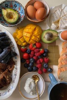 #fruit #fruitaesthetic #breakfast #aestheticbreakfast #aesthetic Vision Board Goals, Life Vision Board, Vision Board Affirmations