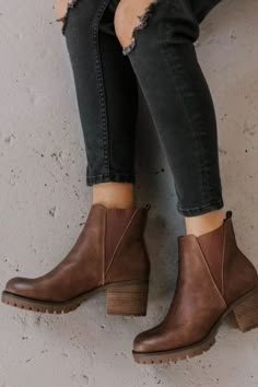 Brown Platform Boots, Boots For Women Ankle, Cheap Ankle Boots, Boots Fall Ankle, Boots Outfit Ankle, Botas Chelsea, Best Black Friday, Legging Outfits, Platform Ankle Boots