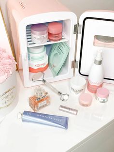 Pinterest: brennastasia ♡ IG: brenna_anastasia - What's In My Skincare Fridge - Brenna Anastasia // #brennanastasia #skincare #skincarefridge #skincareroutine #skincareproducts #skincaretips #beautyhacks #summerfridays #kopari #missdior #quartzfacialroller #facialroller #freshbeauty #patchology #laneige #glowrecipe Glowrecipe Skincare, Pink Mini Fridge, Pink Fridge, Fresh Rose Face Mask, Rose Face Mask, Fresh Beauty, Eye Creams