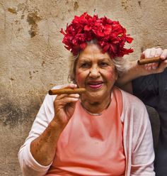 Cuba Party, Havana Cigars, Cuban Women, Cuban Culture, Cigars And Women, People Faces, Cuban Cigars, South Of The Border, Elderly People