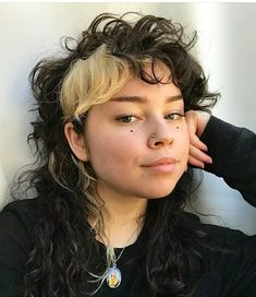 Curly Mullet Round Face, Gender Neutral Haircuts Long, Natural Curly Hair Mullet, Curly Shullet, Curly Mullet Girl, 3c Mullet, Curly Shag Mullet, Curly Hair Mullet Girl, Curly Punk Hair