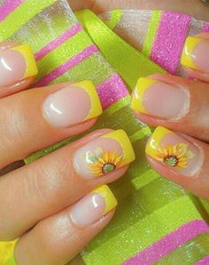 Sunflower Nail Art, Yellow Nail Art, Yellow Nails Design, French Manicure Designs, Sunflower Nails, Nail Art Designs Summer, Tip Nails, Pink Nail, Yellow Nails