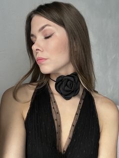 Add a Touch of Romance with Our black Flower Choker Necklace Our Flower Choker necklaces are made with high-quality silk rose flower pendants for a beautiful and elegant touch. 🌷 These necklaces are handmade by women, making them a perfect gift for any special occasion. Whether you're looking for a gift for yourself, your love, girlfriend, mother, daughter, sister, bridesmaid, or bride, these chokers are sure to please. 🎁 Flowery Elegance, Timeless Charm 👉The necklace can be adjusted to fit any neck size and we offer a range of velvet and flower designs. Send us a message if you have a specific colour or design in mind. 👉We are happy to create a custom necklace just for you! If you have a flower choker with a different colour string design in mind, please message us with your request. Rose Flower Jewelry For Party, Elegant Adjustable Flower Necklace For Gift, Adjustable Flower Pendant Necklace For Party, Chic Flower Necklaces For Party, Flower Pendant Necklace For Party, Chic Flower Necklace For Party, Elegant Flower Necklace For Party, Elegant Flower Shaped Party Necklaces, Elegant Flower Necklaces For Evening