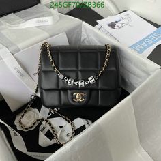 Size: 19cm*16cm*7.5cm It comes with Dust box, Care manual, Tag, and Paper bag. Chanel Classic Flap Bag, Fake Designer Bags, Tas Bahu, Product Catalogue, Classic Flap Bag, Model Design, Shoulder Backpack, Chanel Bags, Color Dorado