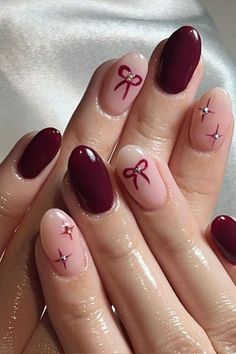 Short Almond Nails Minimalist, Fun Acrylic Nails Designs Almond, Nail Ideas Rounded Shape, Short Nail Ideas Purple, Short Almond Gel X Nail Designs, Winter Shuffle, Short Nail Extensions, Simple Short Nail Ideas, Winter Short Nails