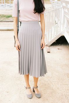 A-Line Pink Gray Black Pleated Skirt Elegant Long Gray Skirt, Elegant Gray Flowy Skirt, Stretch Gray Skirt With Lining, Gray Flowy Flared Skirt, Gray Flared Flowy Skirt, Gray Lined Skirt For Work, Fitted Gray Pleated Summer Skirt, Fitted Gray Pleated Skirt For Summer, Gray Fitted Pleated Skirt For Summer