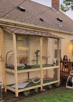 Catio Ideas, Katt Grejer, Cat Patio, Outdoor Cat Enclosure, Cat House Diy, Outdoor Cat House, Outdoor Cat, Cat Enclosure, Cat Things