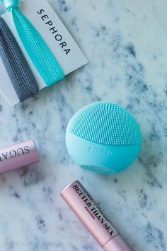 Sephora Favorites Refresh, Set, Glow Kit is sold exclusively at JCPenney with a Mini Foreo Luna Play which is a sonic cleansing device and Too Faced Better Than Sex Mascara Winter Beauty Tips, Beauty Tips For Skin, Best Beauty Tips, Gua Sha