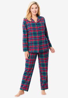 <div>Made from brushed flannel cotton, these adorable printed pajamas will keep you cozy and comfortable. A classic pajama shirt with button front and patch</div> Petite Pajamas, Womens Flannel Pajamas, Classic Pajamas, Pyjamas Womens, Flannel Pajama Sets, Flannel Women, Fleece Pajamas, Flannel Pajamas, Petite Pants