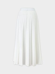 This White Pleated Maxi Skirt is a fundamental piece for any wardrobe. With a chic 1.5-inch waistband and flowing 37.5-inch length, it transitions from casual to dressy. Crafted from a material suitable for year-round wear, it presents a polished look thanks to its lack of lining. Perfect for those who desire both comfort and style. Teen Skirts, White Pleated Skirt, Pleated Maxi Skirt, Fantasy Gowns, Pleated Maxi, Dresses For Teens, Winter Looks, White Skirts, Skirts For Sale