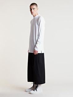 Japanese Hakama, Peter Do, Into Fashion, Future Clothes, Baggy Clothes, Music Shop, Comfortable Style, Ann Demeulemeester, Mens Fashion Summer