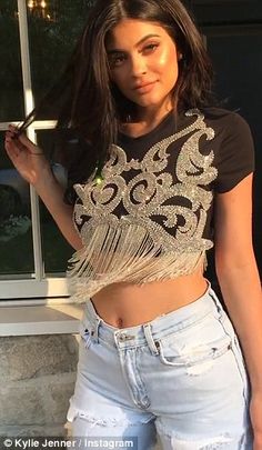 Feeling her look: The star posted a short video in which she twirled to show off the fringe on the bedazzled top Stile Kylie Jenner, Kylie Jenner Look, Kylie J, Kylie Jenner Outfits, Kylie Jenner Style, Kylie Kristen Jenner