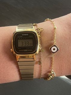 Watches Women With Numbers, Modern Watches Women, Casio Vintage Watch Woman Gold, Casio Vintage Watch Woman Rose Gold, Gold Casio Watch Woman, Casio Gold Watch Woman, Casio La670, Casio Watch Outfit, Watch Aesthetic Vintage