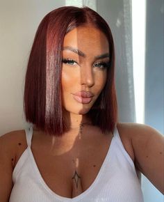 Red Hair Inspo, Wine Hair, Ginger Hair Color, Hair Color Auburn, Burgundy Hair, Hair Dye Colors, Hair Inspiration Color, Hair Inspo Color, Ginger Hair