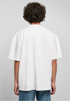 Urban Classics ULTRA HEAVY OVERSIZED - T-shirts basic - white Oversized White Shirt, Beige T Shirts, Black And White T Shirts, Brown Tshirt, Aesthetic Shirts, Shirt Mockup, Komplette Outfits