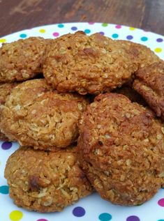 some cookies are on a polka dot plate