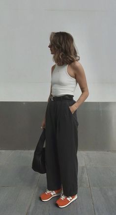 Summer Walk Outfit, Minimal Chic Style Summer, 2023 Street Style, Mode Inspo, 가을 패션, Looks Style, Mode Inspiration