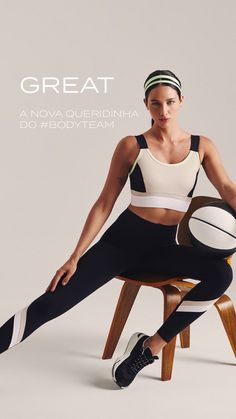 moda fitness | moda esportiva | looks de academia | looks de treino | looks esportivos | sportswear | athleisure | preto e branco Sportswear Photoshoot, Academia Looks, Great Body, Fitness Studio, Sportswear Women, Banner Design, Athleisure, Capri, Active Wear