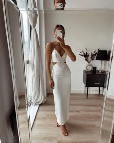 Straight Maxi Dress, Lingerie Design, Cutout Maxi Dress, Trend Fashion, White Midi Dress, Outfits Fashion, Sleeveless Maxi Dress, White Maxi Dresses