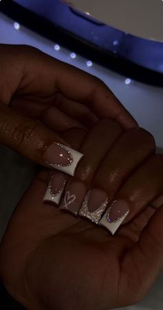 Nails 15 Birthday, Bday Short Nails, Baddie Back To School Nails, Short Cute Nails For Back To School, Short Square Bling Nails, White Nails Short With Designs, Short Nail Designs Back To School, Short Bougie Nails, Nail For Back To School