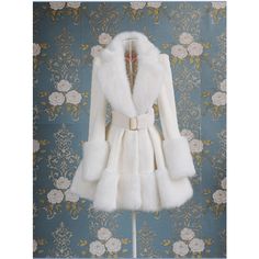 Snow Outfits, Look 80s, Edie Sedgwick, Winter Fashion Coats, White Snow, White Coat, Girls Fashion Clothes, Kawaii Clothes, Beautiful Blouses