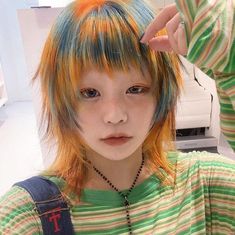 #aesthetic #покраска Two Colors Hair Ideas, Harajuku Haircut, Y2k Hair Dye Ideas, Ginger And Blue Hair, Dyed Hair Orange, Orange And Blue Hair, Blue And Orange Hair, Unusual Hairstyles, Harajuku Hairstyle