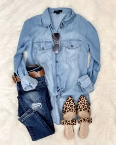 Monday Must-Haves Catalog Request, Looks Jeans, Leopard Print Shoes, Jean Shirt, Clothing Catalog, Print Shoes, Clothing Stores, Mode Inspo, Looks Style