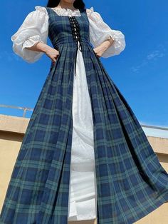 White Chemise, Old Fashion Dresses, Cottagecore Style, Old Dresses, Fairytale Dress, Historical Dresses, Plaid Dress, Looks Vintage, Favorite Dress