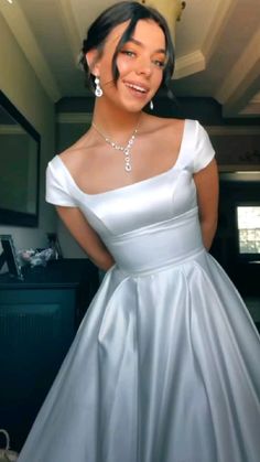 Simple Satin Wedding Dress, Simple Satin, Charming Wedding, Dream Wedding Ideas Dresses, Prom Dress Inspiration, فستان سهرة, Pretty Prom Dresses, Satin Wedding Dress, Gowns With Sleeves