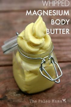 Whipped Magnesium Body Butter from The Paleo Mama Magnesium Body Butter, Homemade Body Butter, Diy Body Butter, Body Butters Recipe, Diy Lotion, Homemade Lotion, Homemade Bath Products, Homemade Remedies, Diy Body