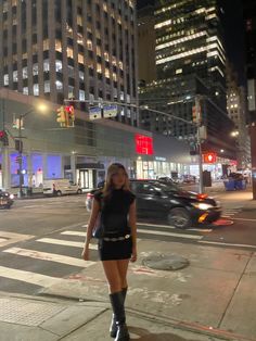 Ny Night Out Outfit, New York Evening Outfit, New York Night Out, Nyc Club Outfit Night Out, Rainy Going Out Outfit Night, New York Club Outfit Night, Night Out Outfit Nyc, Nyc Night Out, Nyc Bar Outfit