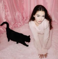 She And Her Cat, Pretty Pink Princess, Foto Tips, Pink Girly Things, Everything Pink, Pink Princess, Pretty Selfies, Divine Feminine, Cute Photos