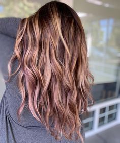 Subtle Rose Gold Hair Highlights, Caramel Rose Gold Hair, Fun Hair Colors For Light Brown Hair, Bold Natural Hair Color, Rose Gold Highlights Light Brown Hair, Fall Rose Gold Hair, Balayage With Color Pop, Fall 23 Hair Trends, Pink Toned Hair