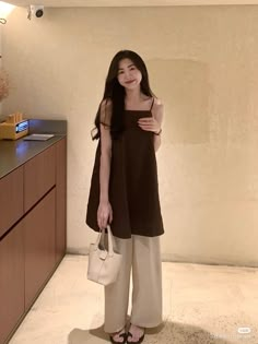 Dress Over Pants, 사진 촬영 포즈, Casual Day Outfits, Modest Fashion Outfits, Kpop Fashion Outfits, Korean Outfits