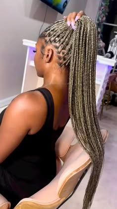 Small knotless braids, blonde knotless, knotless braids Knotless Braids Blonde, Blonde Knotless, Small Knotless Braids, Braids Blonde, Small Knotless, Braids Styling, Short Locs Hairstyles